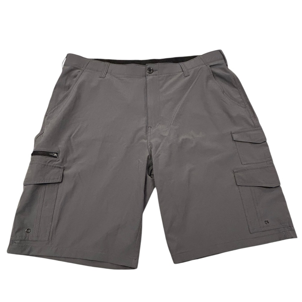 IRON Men's Gray Cargo Performance Shorts 40 Poly Spandex 10” Inseam